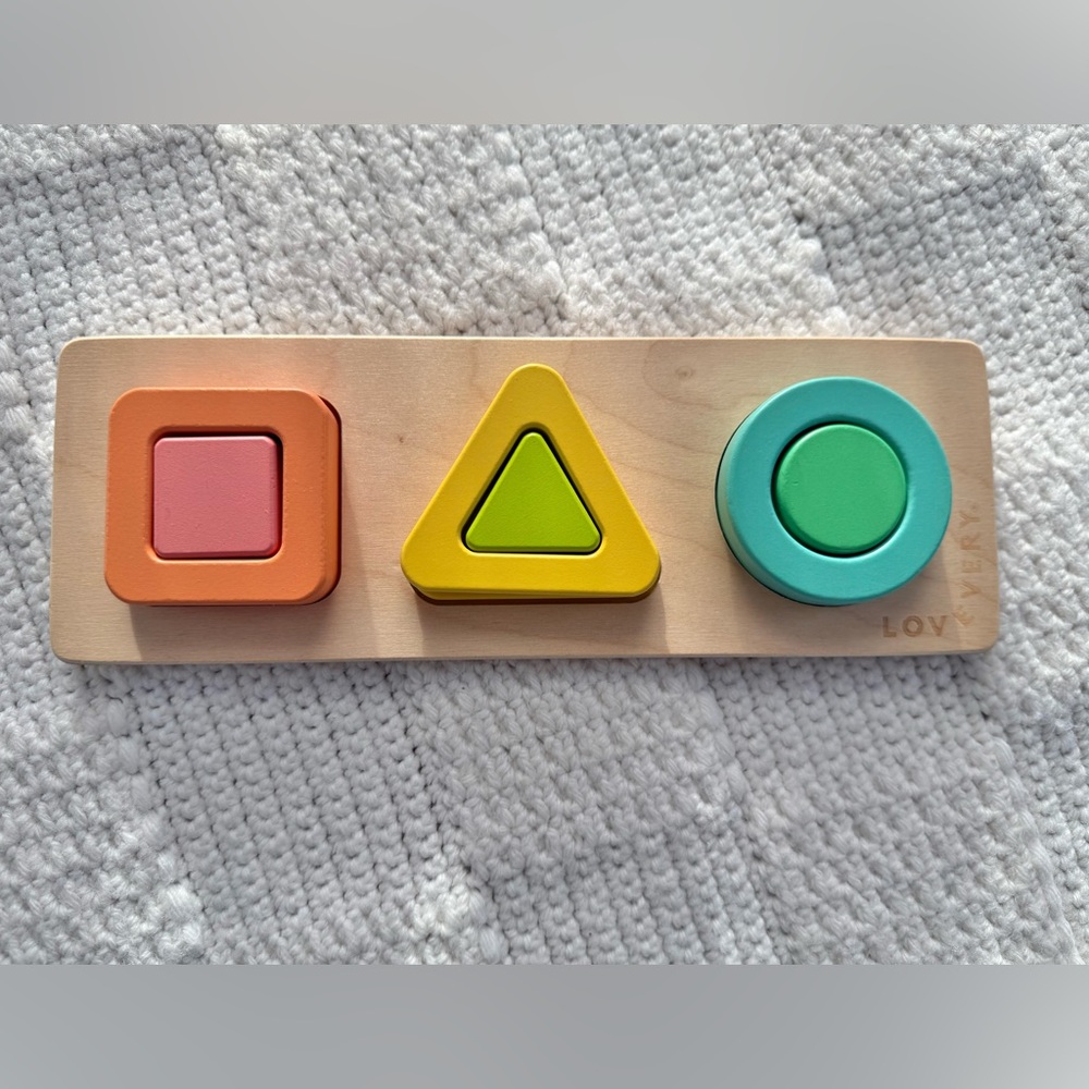 Lovevery Geo Shapes Puzzle